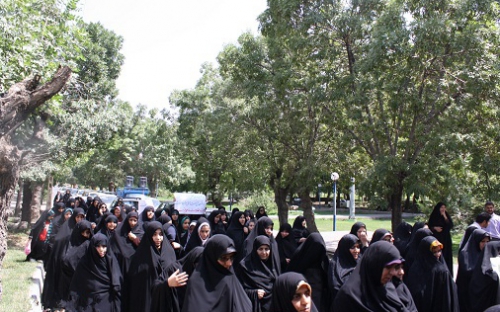 تجمع بانوان ملایری به مناسبت روز عفاف و حجاب