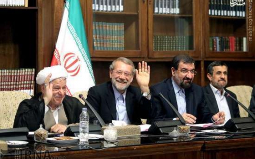  عکس/ رای مثبت هاشمی و منفی احمدی نژاد 