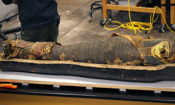 کشف مومیایی 14 ساله با قدمت 2500 سال
