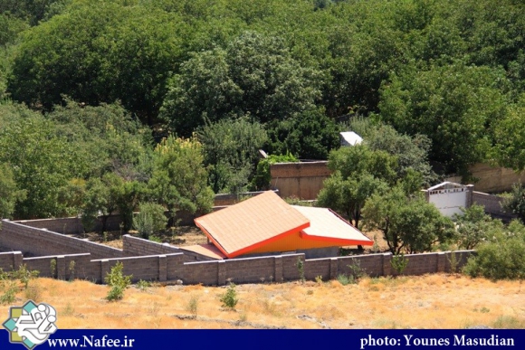 ساخت و سازهای غیر مجاز در باغات همدان