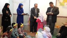 جشن شکرگزاری آموزش قرآن دانش آموزان پایه سوم ابتدایی در تویسرکان