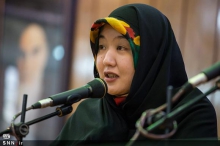 حضور زن بودایی تازه مسلمان شده در دانشگاه سینای بوعلی همدان