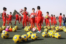 مشکلات مدارس فوتبال همدان بررسی می شود