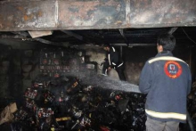  ذغال منقل قهوه خانه را به آتش کشید