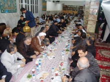 اطعام بیش از یک هزار نفر در روز شهادت امام سجاد(ع) در همدان