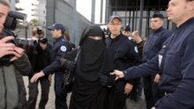 گروه‌های مسلمان به زور اسلام را بر زندانیان تحمیل می‌کنند 