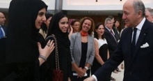 حماقت وزیر امور خارجه در مقابل یک دختر دانشجو