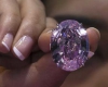 حراج یک قطعه الماس به قیمت بی‌سابقه ۶۲ میلیون یورو
