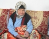پیرترین زن روستای کبودرآهنگ۱۰۲ سال سن دارد